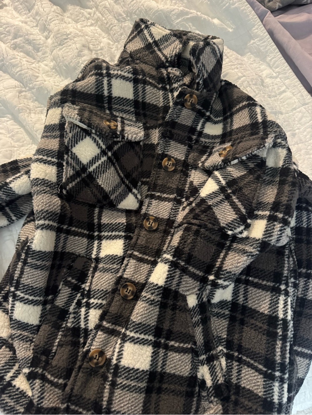 Love Tree Button Up - Picture 4 of 4